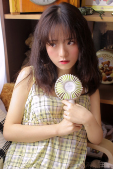 西田露娜